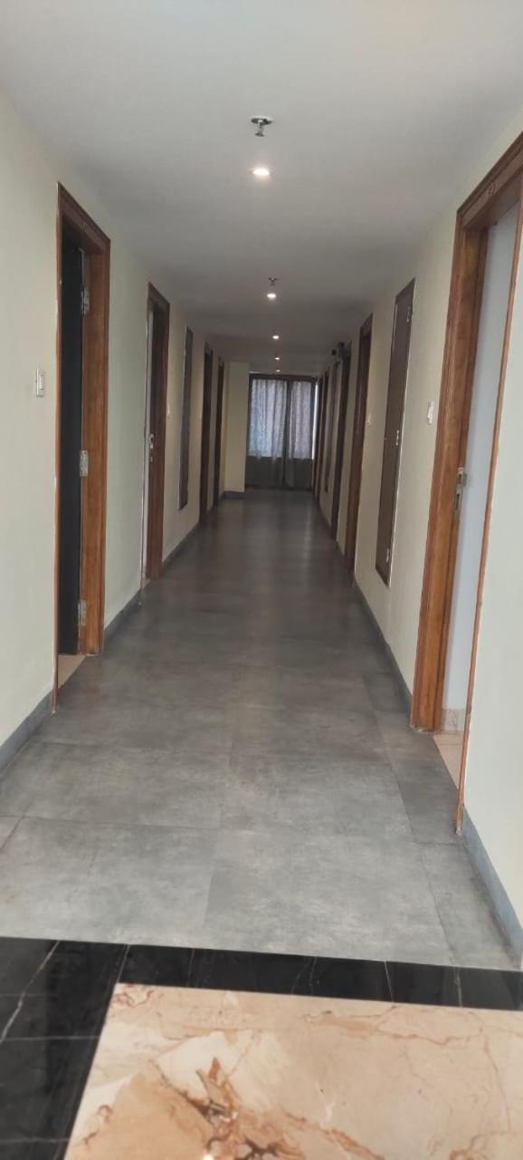 Hotel Paramount Visakhapatnam Bagian luar foto