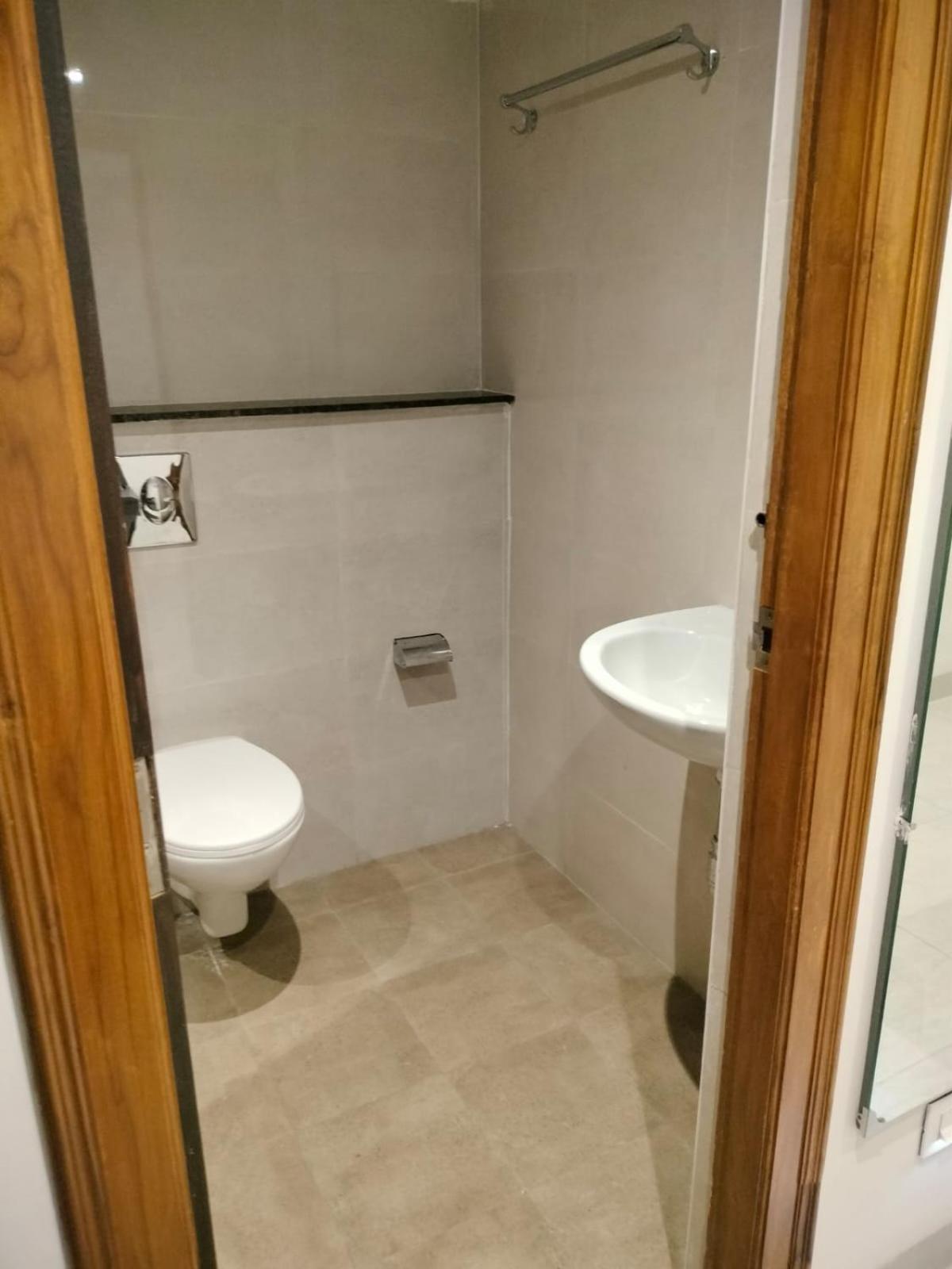 Hotel Paramount Visakhapatnam Bagian luar foto
